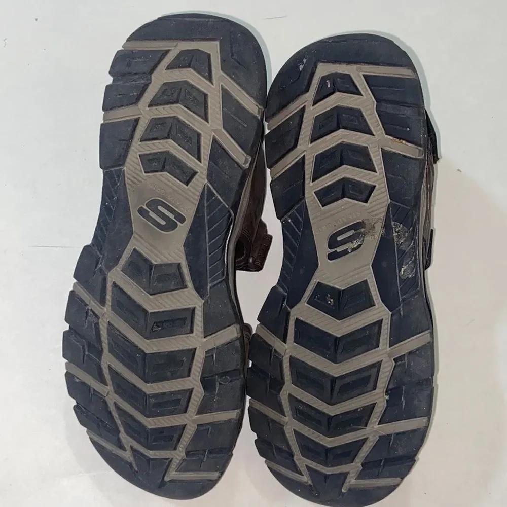 SKECHERS RELAXED FIT LUXE FOAM MEN SHOES SANDALS SIZE 10 US